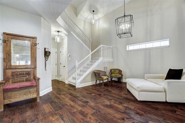 Building Photo - 30389 Ledgemont