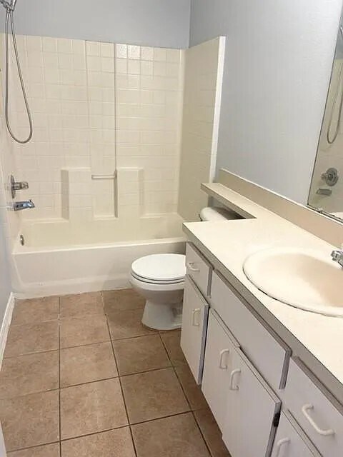 Building Photo - 10477 Blackmore Dr
