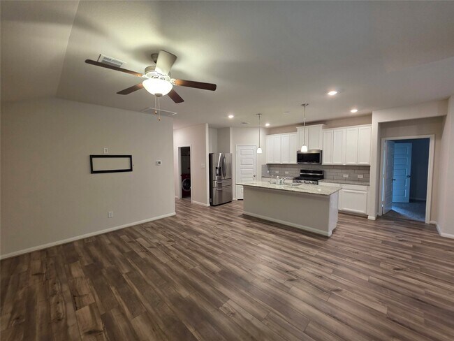 Building Photo - 229 Cresta Cv Ct