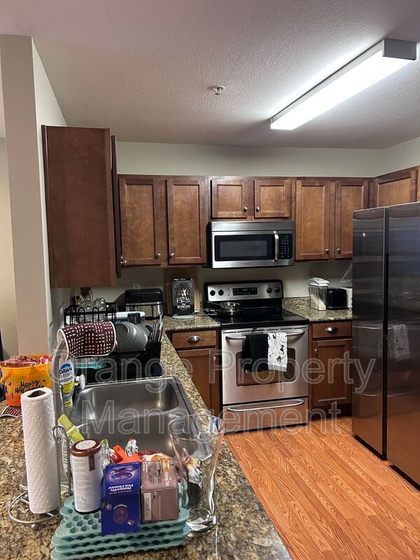 Building Photo - 204 Kelly Rd