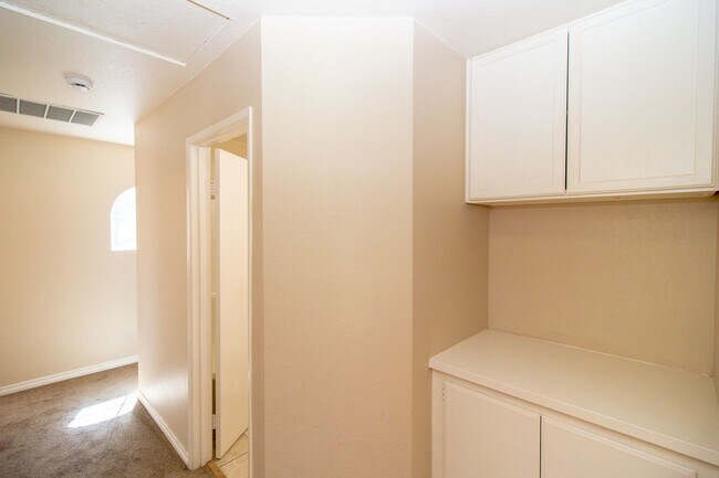 Building Photo - Warm and Inviting 3-Bedroom Home in the Heart of Menifee