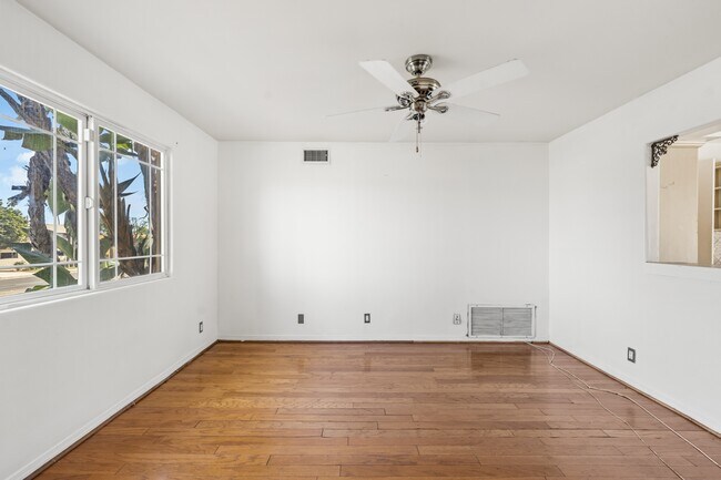 Building Photo - 8743 Topanga Canyon Blvd