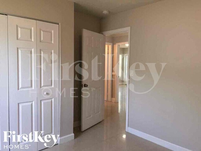 Building Photo - 17023 SW 149th Pl