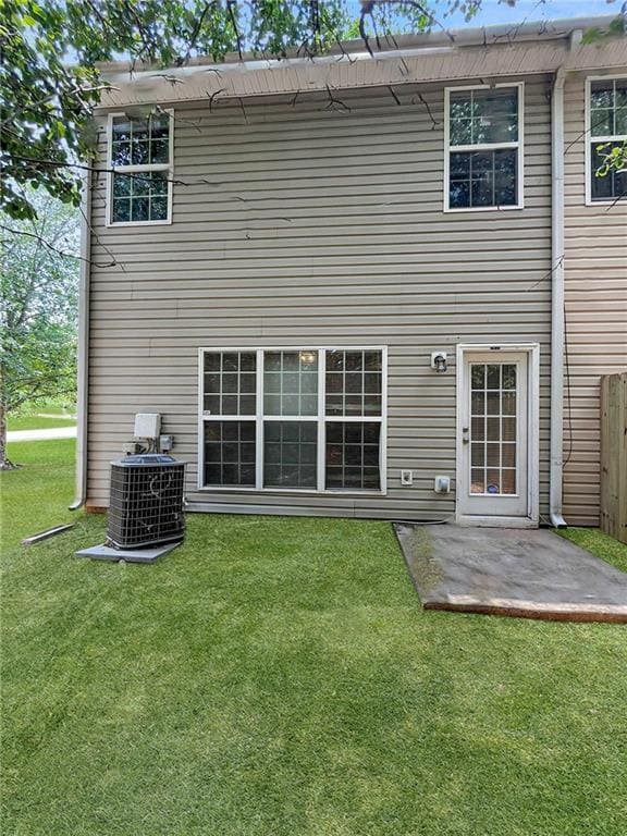 Building Photo - 5000 Lincoln Dr