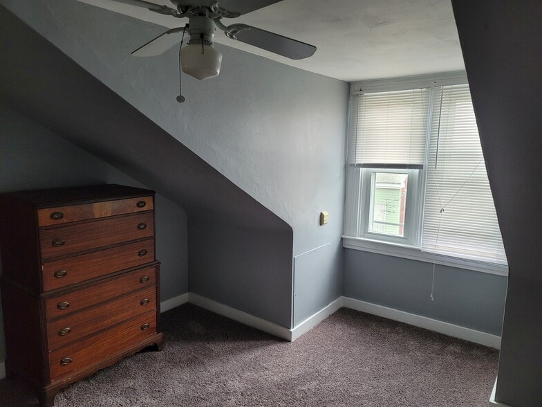 2nd Bedroom - 3932 Howley St