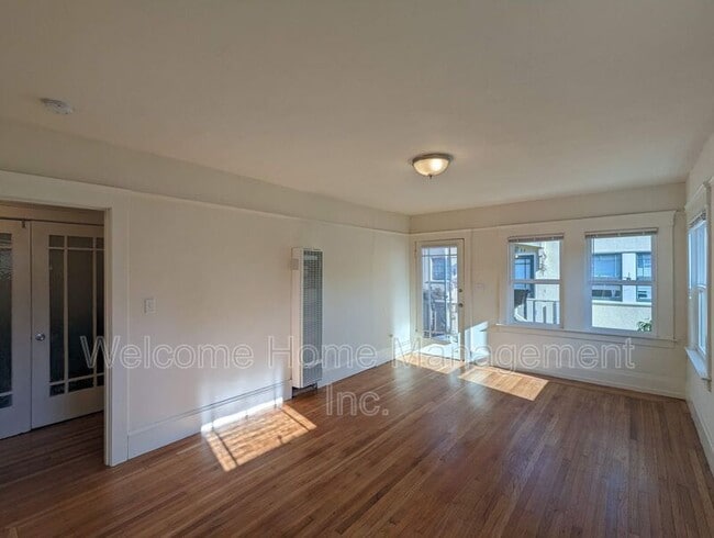 Building Photo - 1930 California St