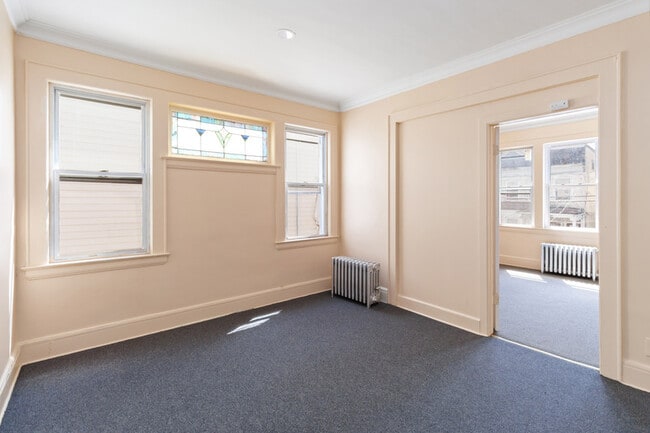 Building Photo - 16 Montrose Terrace