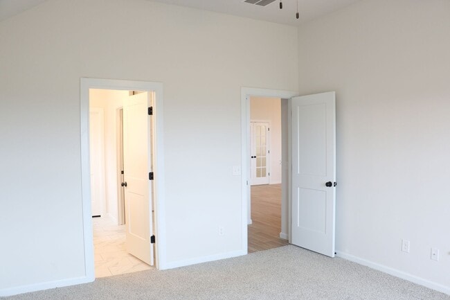 Building Photo - Brand New Home in Shawnee!