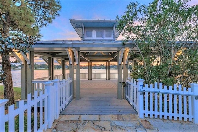 Building Photo - 91 Low Country Ln