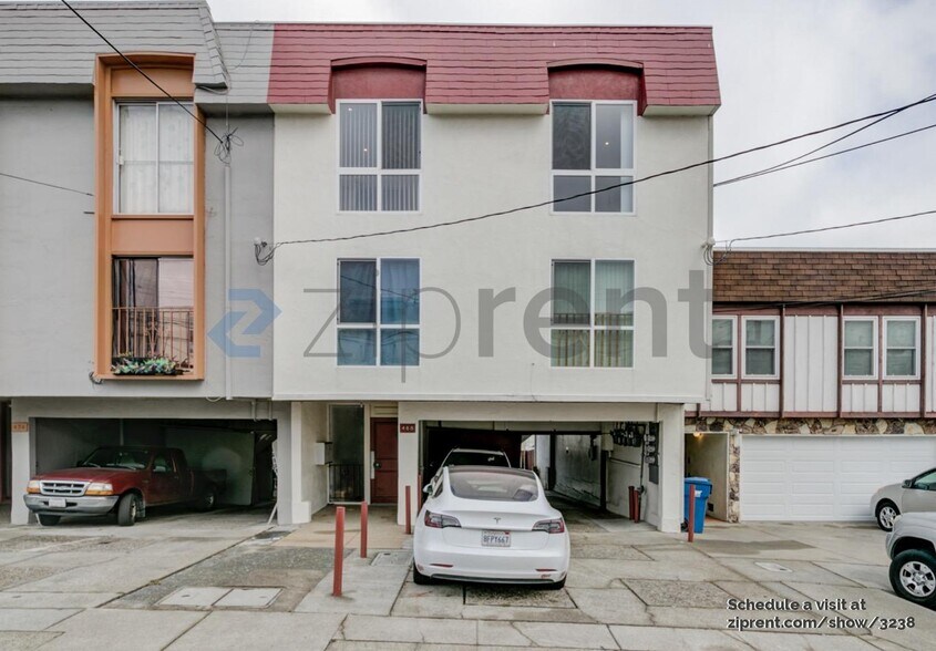 Building Photo - 468 90th St