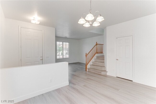 Building Photo - 523 Moses Lake Ct