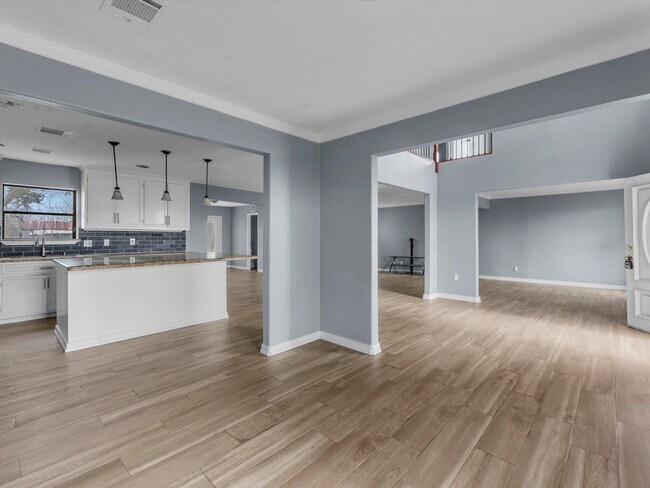 Building Photo - 10445 FM442