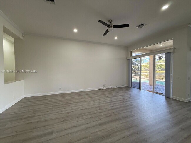 Building Photo - 2408 Deer Creek Rd