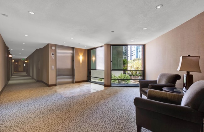 Building Photo - 750 State St