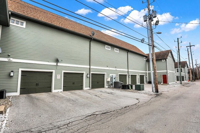 Building Photo - 2241 N Scioto St