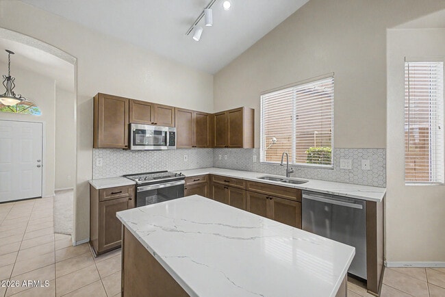 Building Photo - 4545 E Rowel Rd