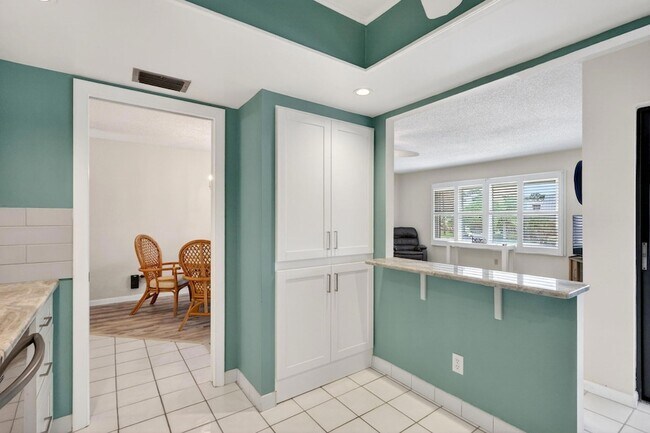 Building Photo - 1800 SE St Lucie Blvd