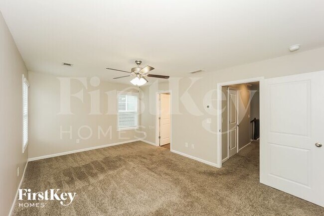 Building Photo - 203 Preserve Dr