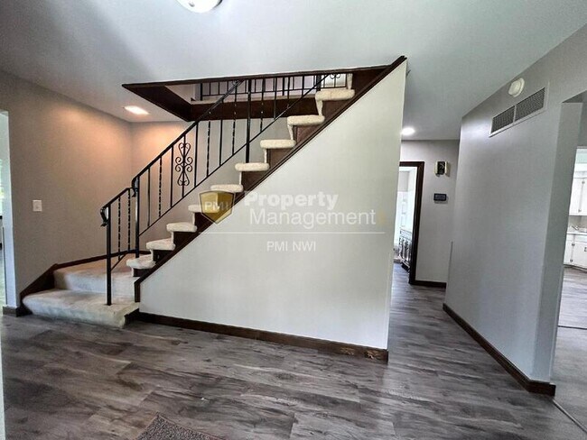 Building Photo - 12419 Cedar Lake Rd