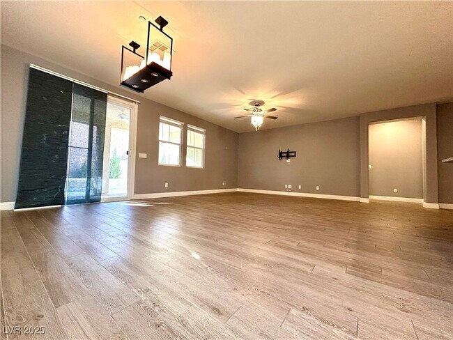 Building Photo - 2927 Ventana Ridge Ave