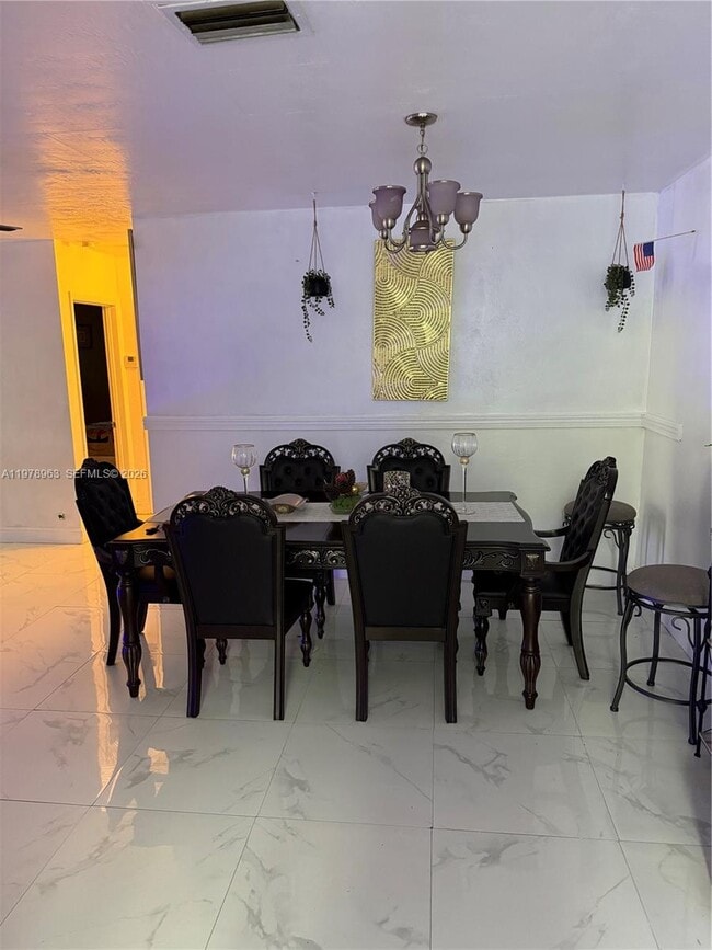 Building Photo - 710 N 66 Terrace