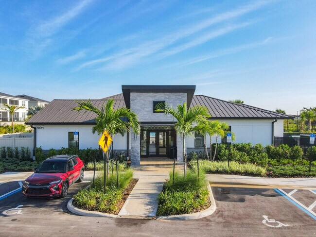 Building Photo - 705 Ocean Course Ave