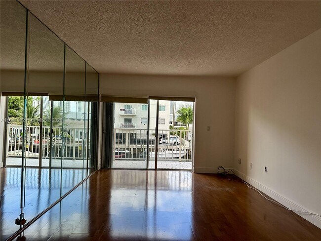 Building Photo - 3545 NE 167th St