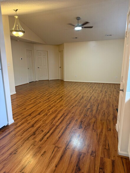 Building Photo - 3601 Jayne Ln NW