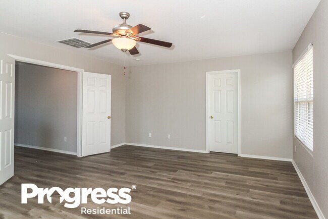 Building Photo - 13181 N Deergrass Dr