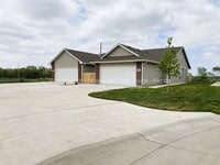 Building Photo - 5472 N Colburn Ct