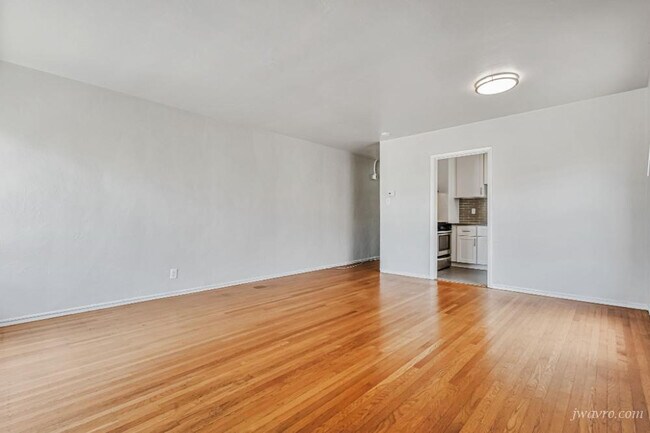 Building Photo - 50 Terra Vista Ave