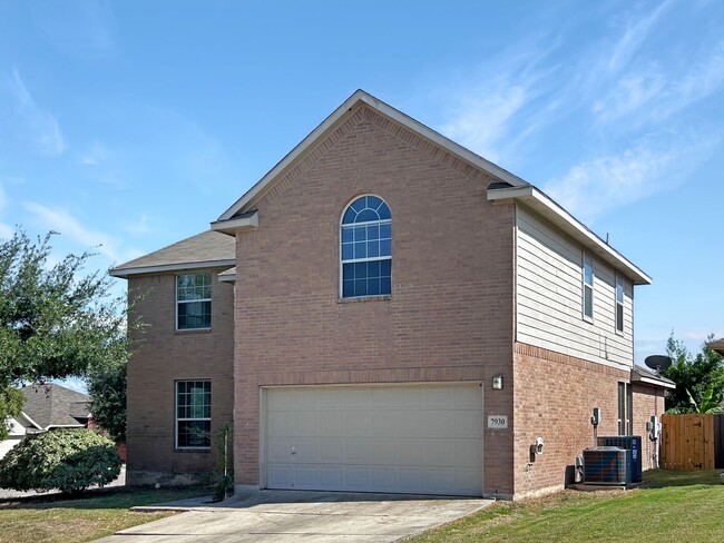 Building Photo - Converse Living at Its Best – Large 5-Bedr...