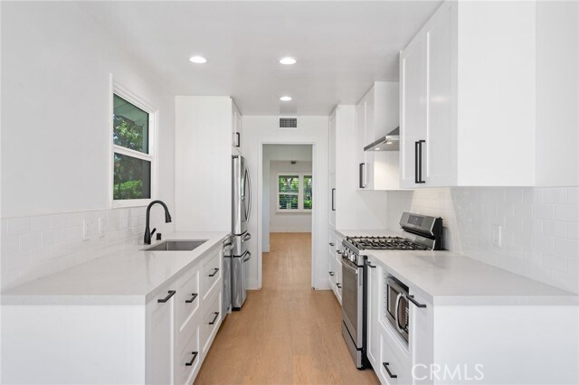 Building Photo - 3409 Palos Verdes Dr N