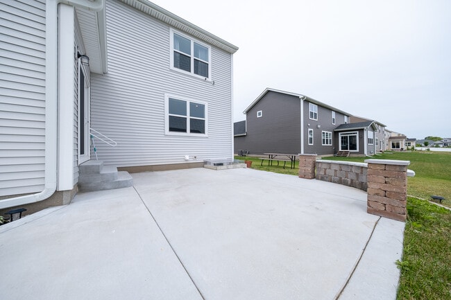 Building Photo - 18196 Goldfinch Wy