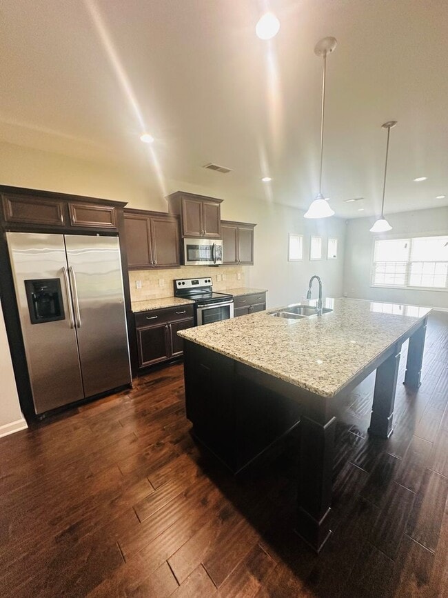Building Photo - 107 Catskill Ln
