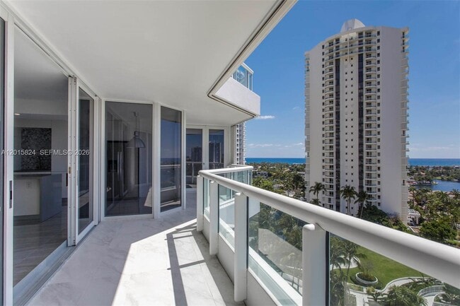 Building Photo - 21055 Yacht Club Dr