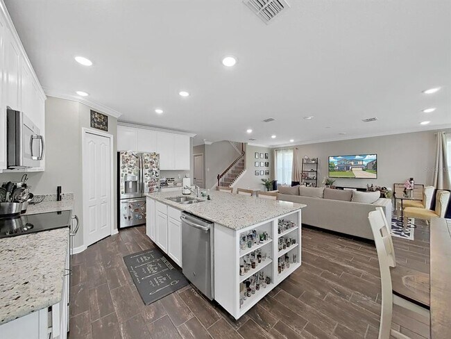 Building Photo - 8307 Olive Brook Dr