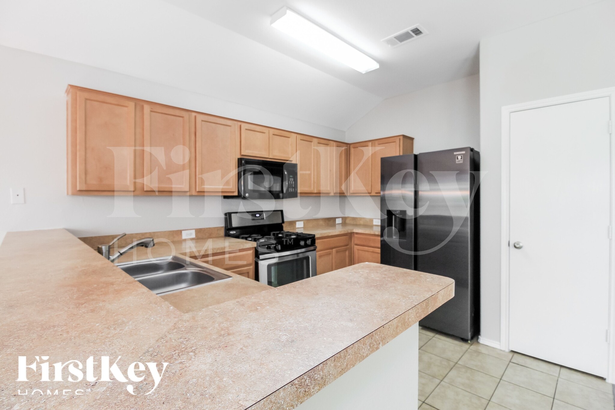 Building Photo - 1450 Waldrop Dr