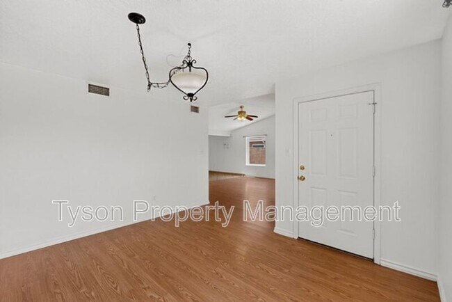 Building Photo - 6126 Costa Brava Ave NW