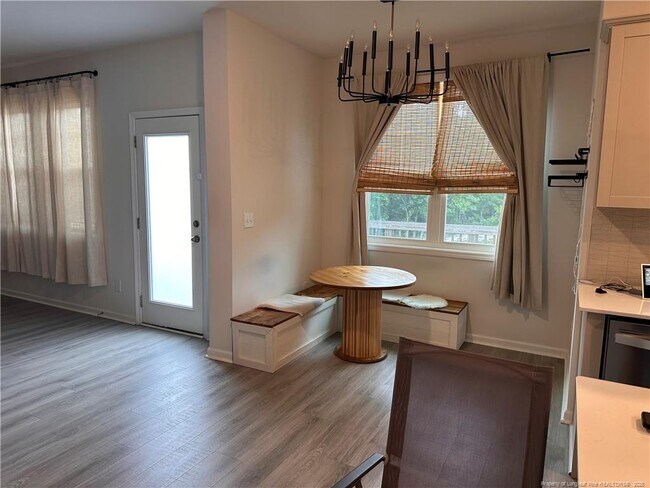 Building Photo - 308 Countryside Dr