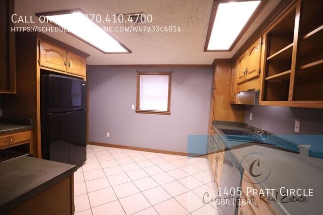 Building Photo - 1405 Pratt Cir