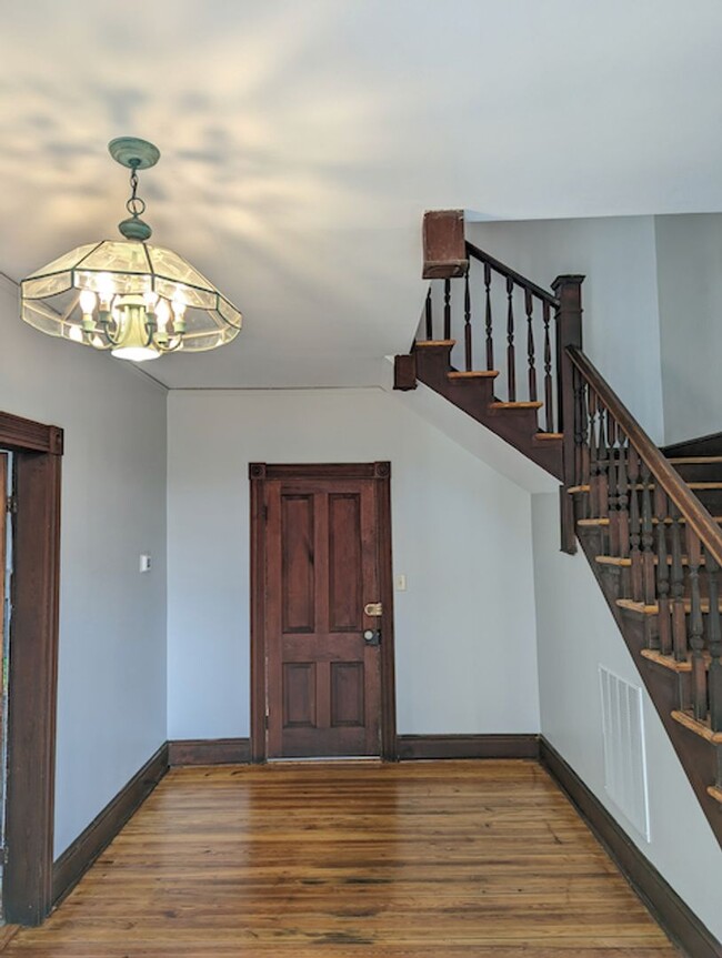 Building Photo - Beautifully Restored Home in Clarke County