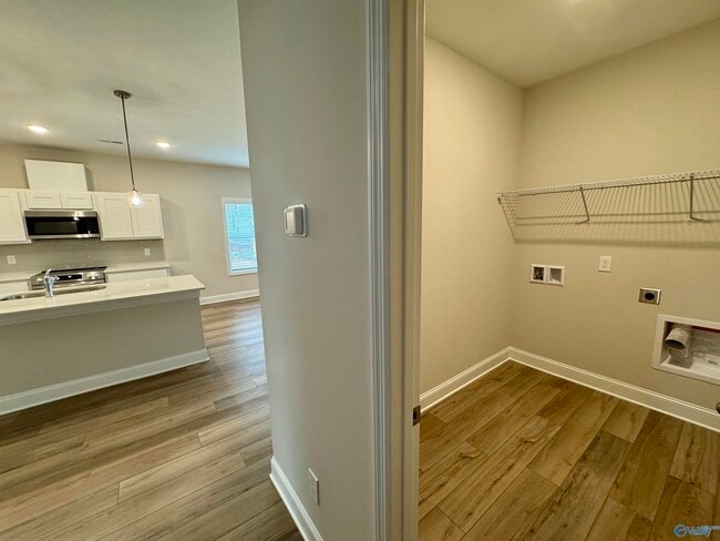 Building Photo - 16824 Demi Dr