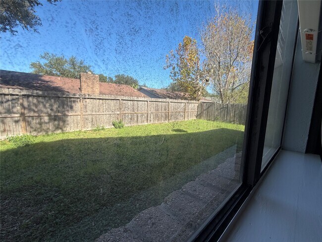 Building Photo - 16914 Clan MacGregor Dr