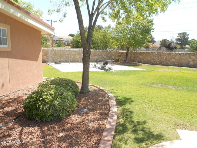 Building Photo - 1201 Brown Ridge Pl