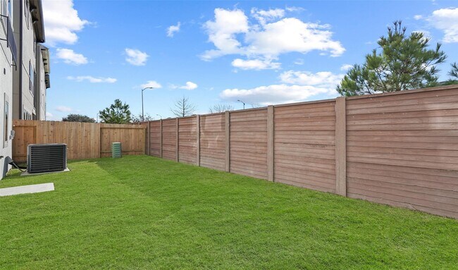 Building Photo - 10609 Centre Green Way