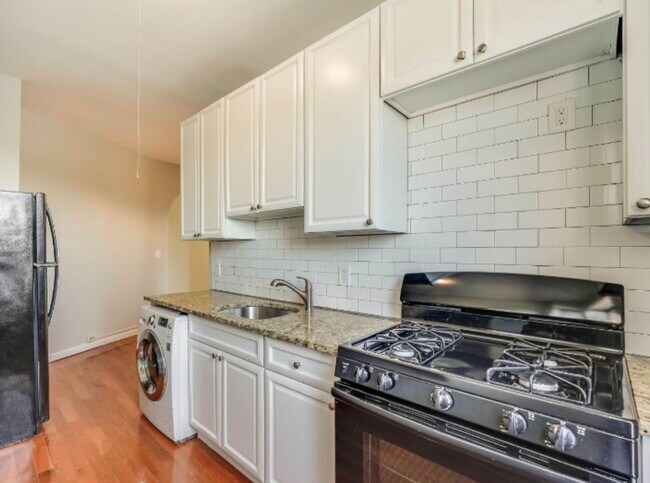 Building Photo - 277 Harrison Ave