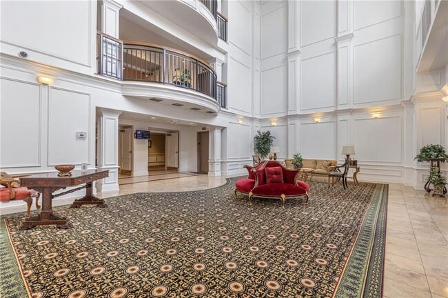 Building Photo - 3275 Lenox Rd NE