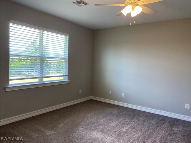 Building Photo - 16729 Siesta Drum Wy