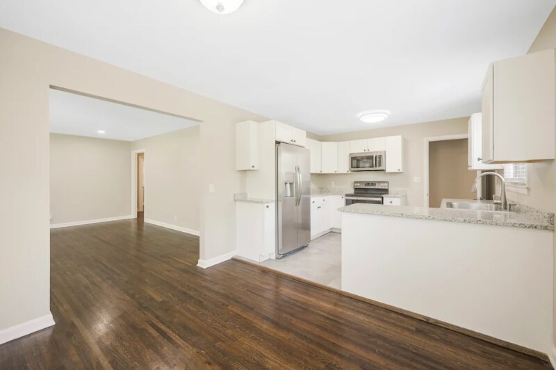 Building Photo - 609 Durrett Dr